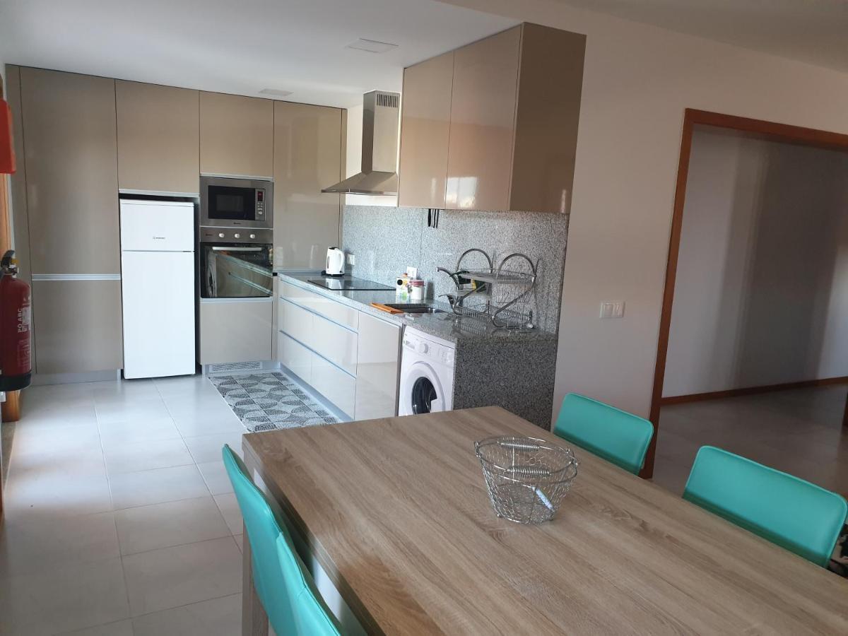 Hollidays Dreams Villa โปโว เดอ วาร์ซิม ภายนอก รูปภาพ